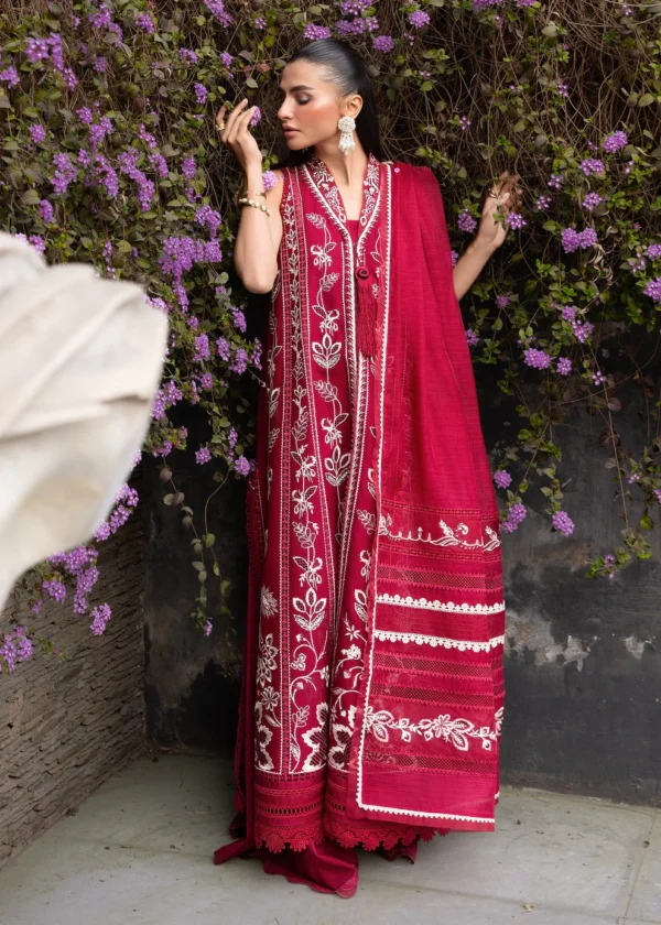 Enjoy Crimson lawn sale at Mashaim.