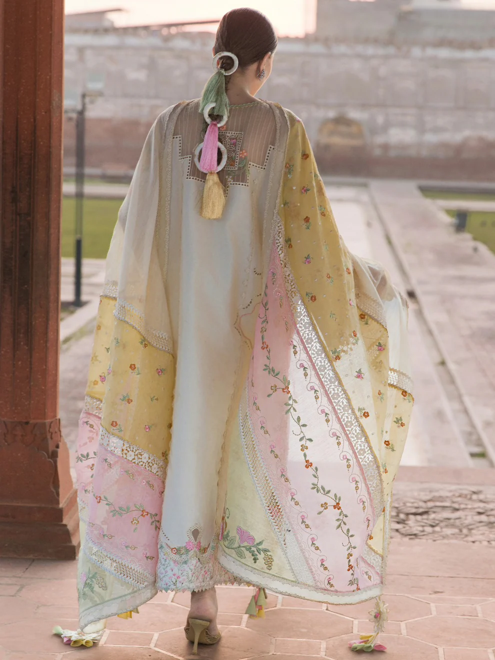 Luxury Embroidered Lawn 3 Piece Suit With Bell Sleeves & Tassel Detail Elegant lawn dress with pastel floral print along with blush pink dupatta
